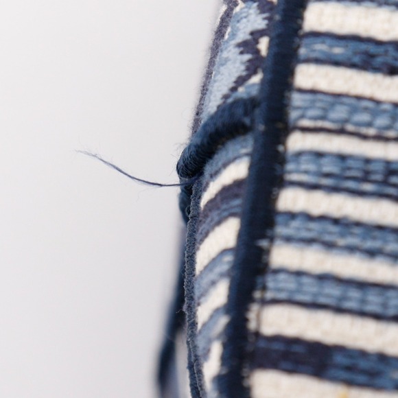 DIOR White Bag - Picture 10 of 15